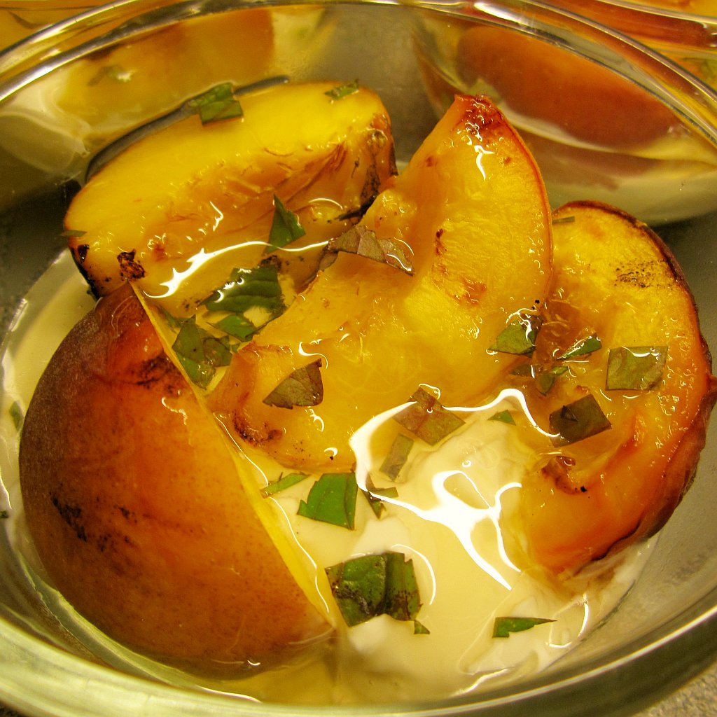 Perzik in Crème fraîche met munt