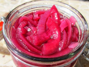 red pickled onions barbecueman style06
